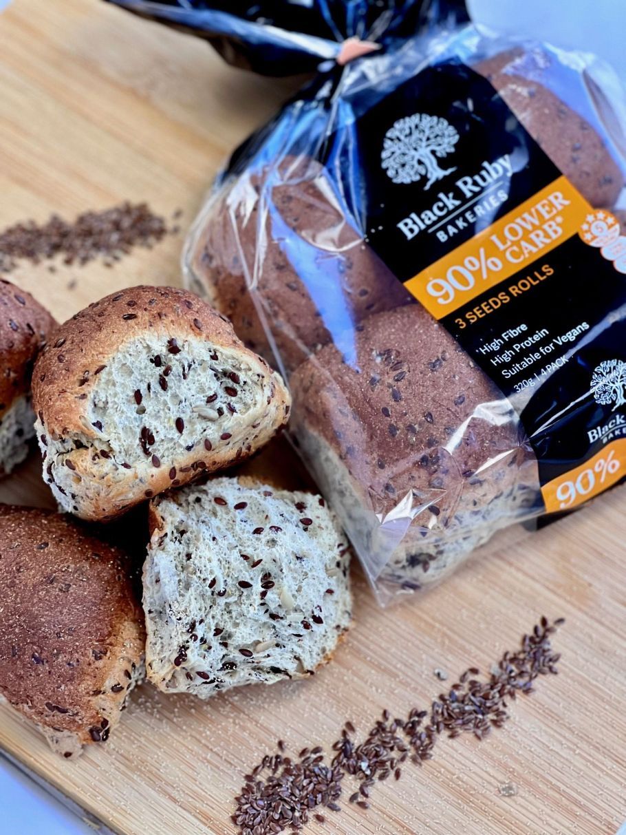 Black Ruby 3 Seeds Low Carb Rolls 4 pack (320g)
